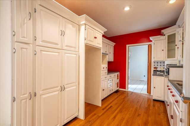 612 Clax Branch Rd, Loretto, TN 38469