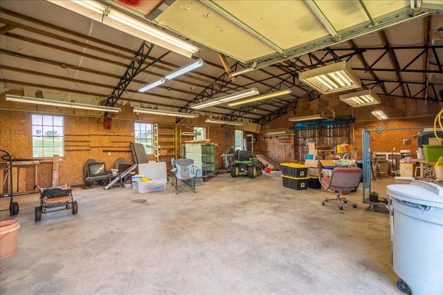 612 Clax Branch Rd, Loretto, TN 38469