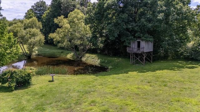 612 Clax Branch Rd, Loretto, TN 38469