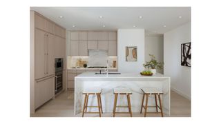 138 E 50TH Street # 24B, New York City, NY 10022