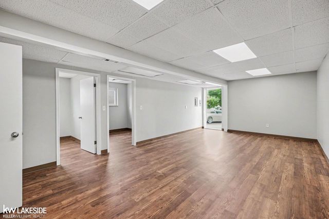 37520 S Gratiot Avenue, Clinton Township, MI 48036