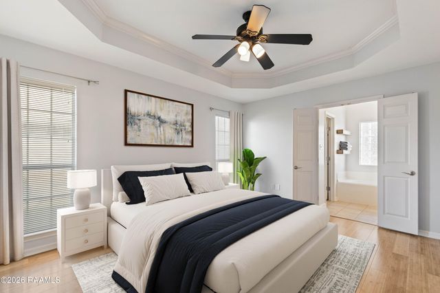 102 Pear Tree Circle, Broussard, LA 70518