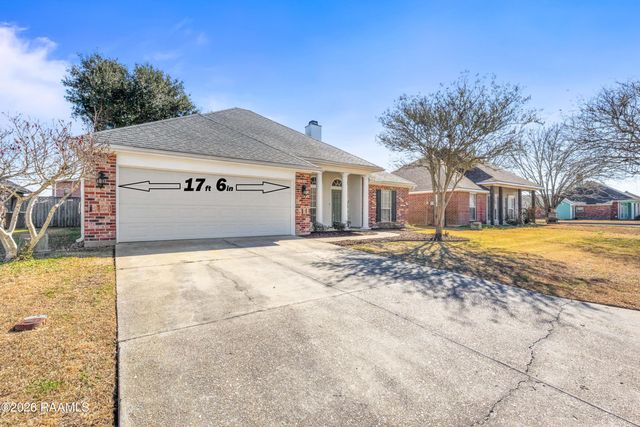102 Pear Tree Circle, Broussard, LA 70518