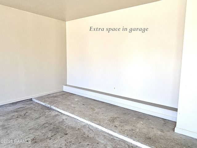 102 Pear Tree Circle, Broussard, LA 70518