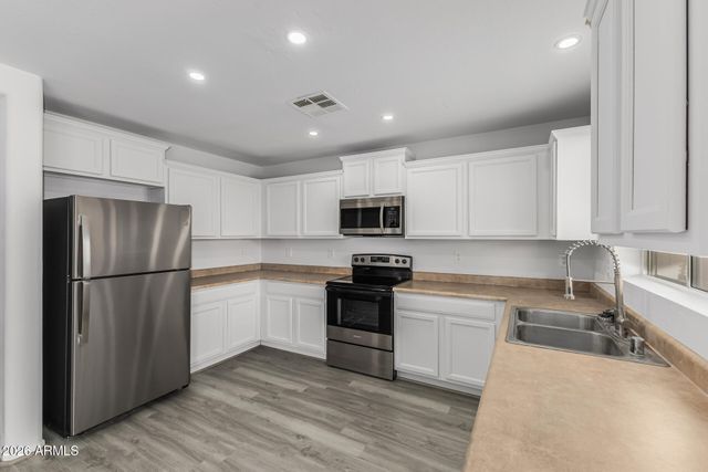 1339 S 222nd Drive, Buckeye, AZ 85326