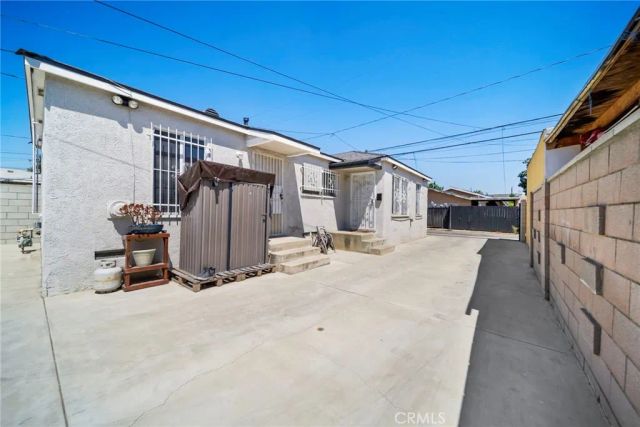 1221 W 88th, Los Angeles, CA 90044