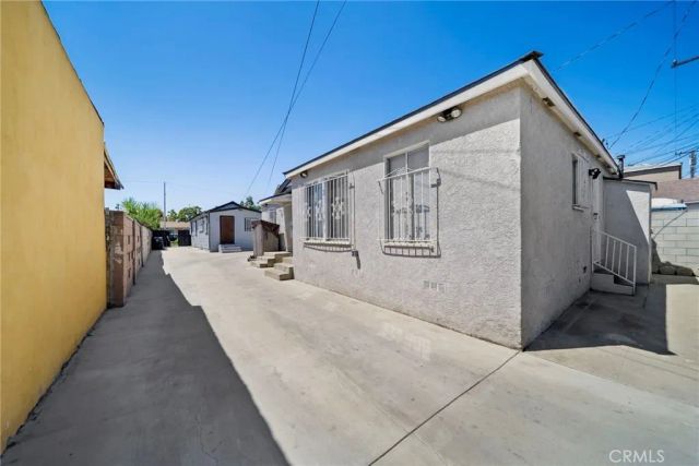 1221 W 88th, Los Angeles, CA 90044