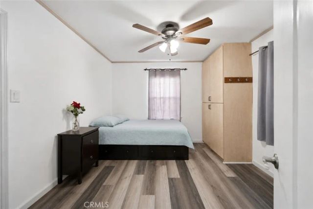 1221 W 88th, Los Angeles, CA 90044