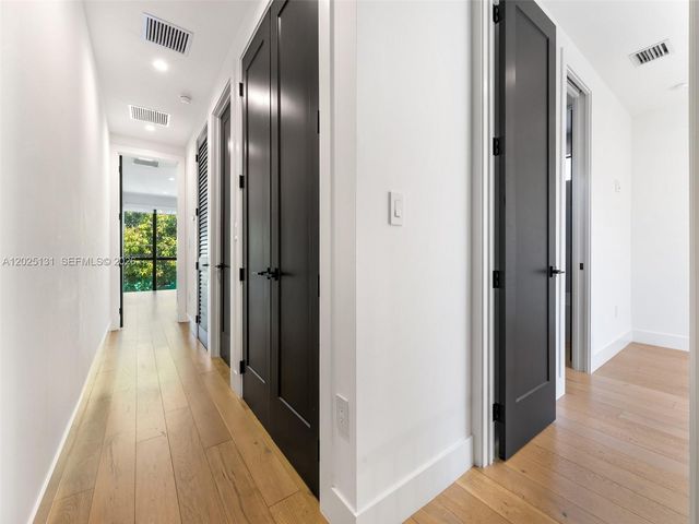 227 NW 39th St, Miami, FL 33127