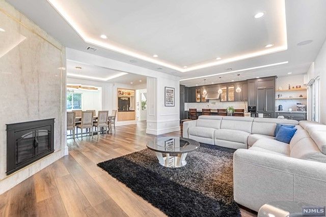 1138 Abbott Boulevard, Fort Lee, NJ 07024