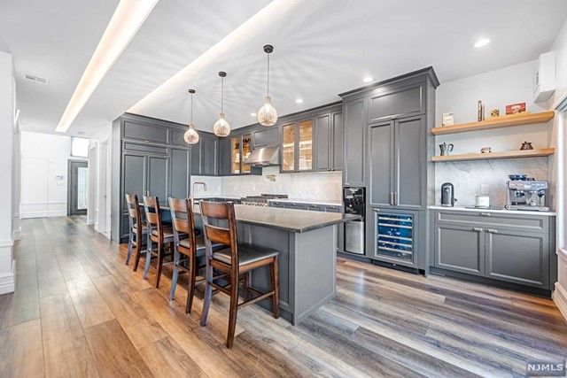 1138 Abbott Boulevard, Fort Lee, NJ 07024