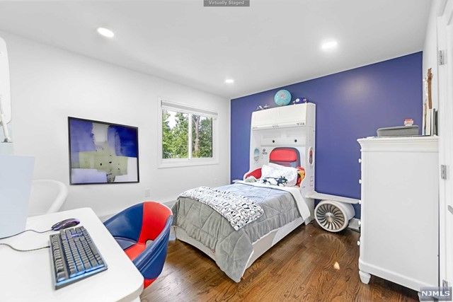 1138 Abbott Boulevard, Fort Lee, NJ 07024