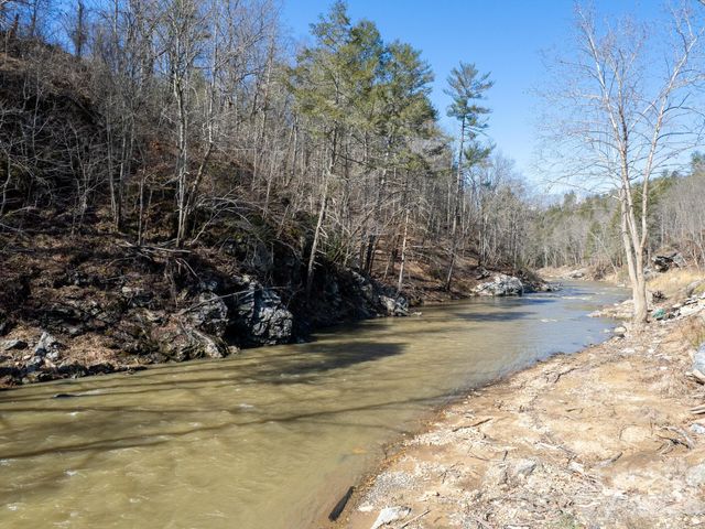 3509 Gabriels Creek Road, Mars Hill, NC 28754