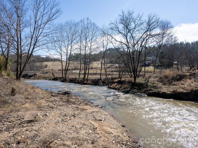 3509 Gabriels Creek Road, Mars Hill, NC 28754