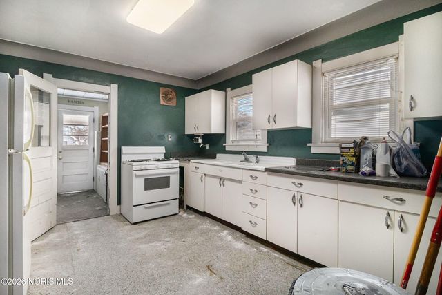 933 Wright Avenue, Toledo, OH 43609