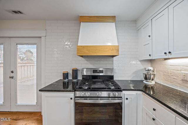 106 W Graham Street, Mebane, NC 27302