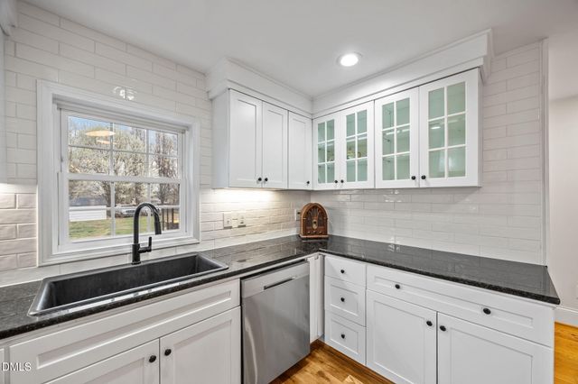 106 W Graham Street, Mebane, NC 27302