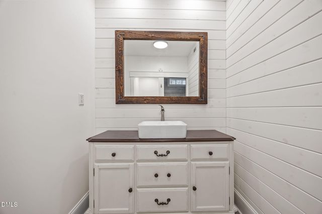 106 W Graham Street, Mebane, NC 27302