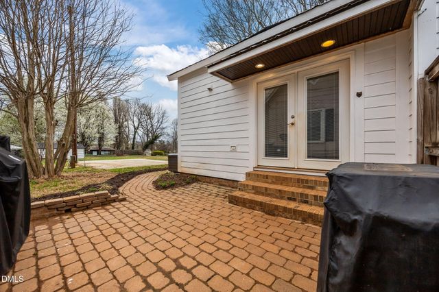 106 W Graham Street, Mebane, NC 27302