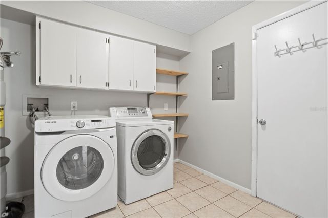 30 SWEETWATER CREEK CIRCLE, Oviedo, FL 32765