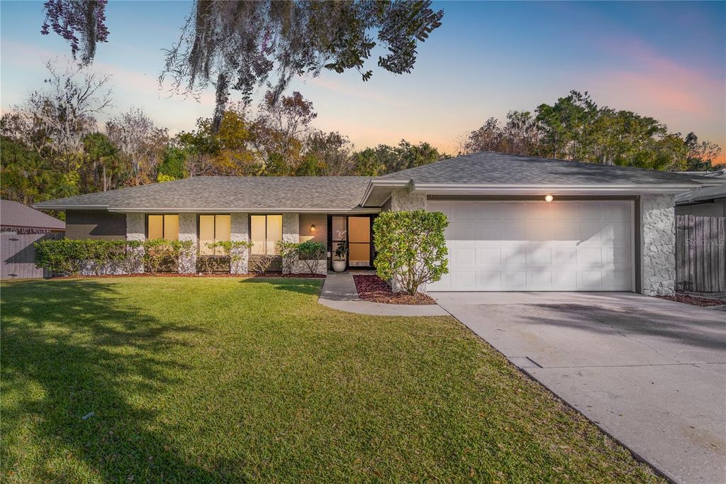 30 SWEETWATER CREEK CIRCLE, Oviedo, FL 32765