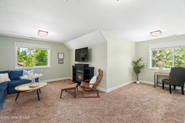910 E Saint Maries AVE, Coeur D'alene, ID 83814