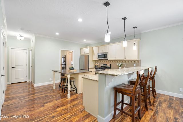 910 E Saint Maries AVE, Coeur D'alene, ID 83814