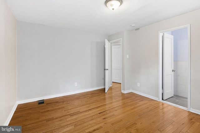 13 RODNEY RD, Bryn Mawr, PA 19010