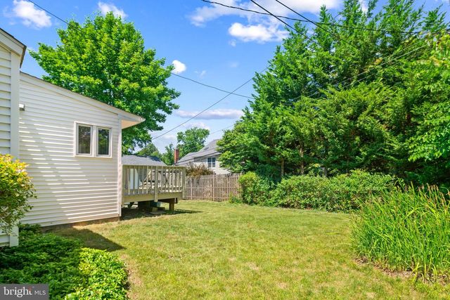 13 RODNEY RD, Bryn Mawr, PA 19010