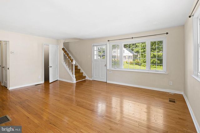 13 RODNEY RD, Bryn Mawr, PA 19010