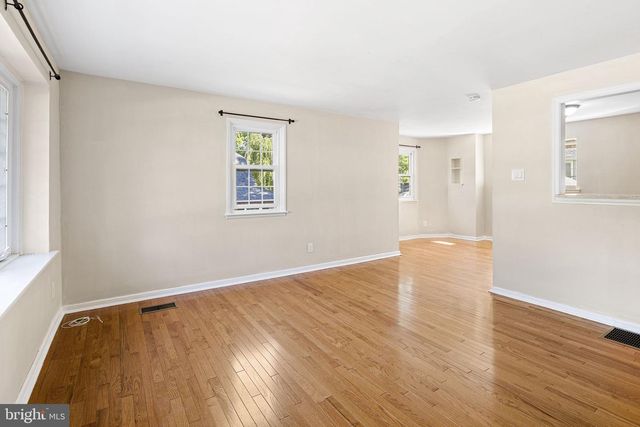13 RODNEY RD, Bryn Mawr, PA 19010