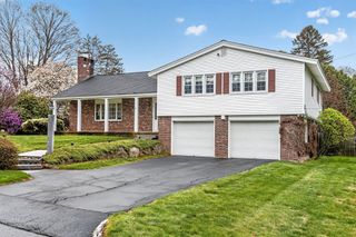 75 North Acres Road, Manchester, NH 03104