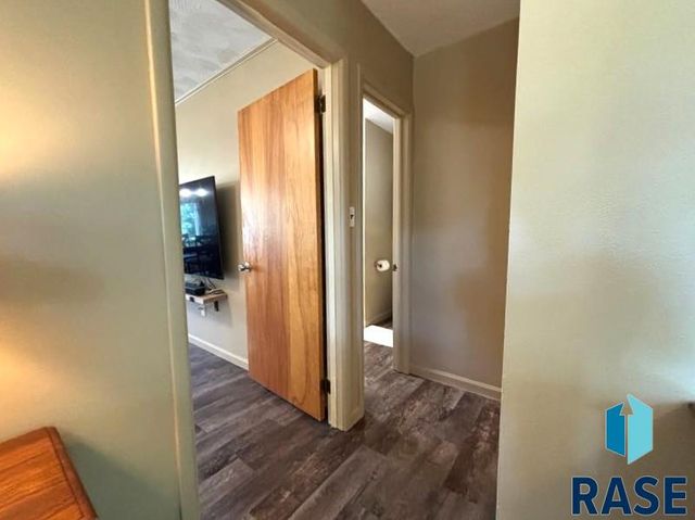 114 N Maple Ave Avenue, Pierre, SD 57501