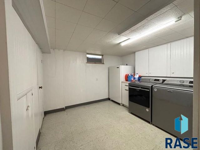 114 N Maple Ave Avenue, Pierre, SD 57501