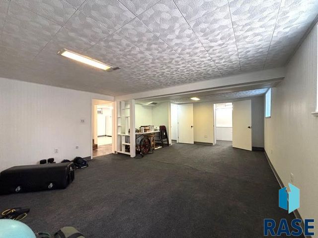 114 N Maple Ave Avenue, Pierre, SD 57501