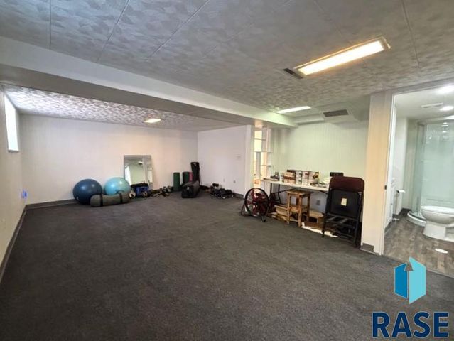 114 N Maple Ave Avenue, Pierre, SD 57501