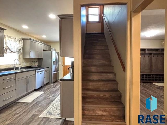 114 N Maple Ave Avenue, Pierre, SD 57501