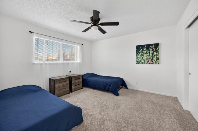 692 W Gettysburg Avenue, Clovis, CA 93612