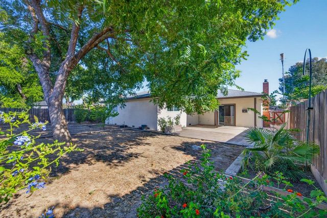692 W Gettysburg Avenue, Clovis, CA 93612
