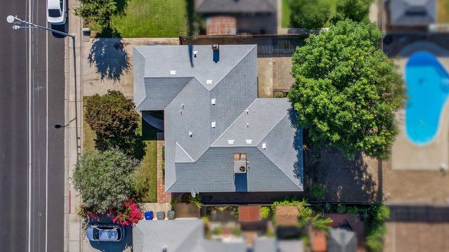 692 W Gettysburg Avenue, Clovis, CA 93612