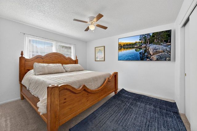 692 W Gettysburg Avenue, Clovis, CA 93612