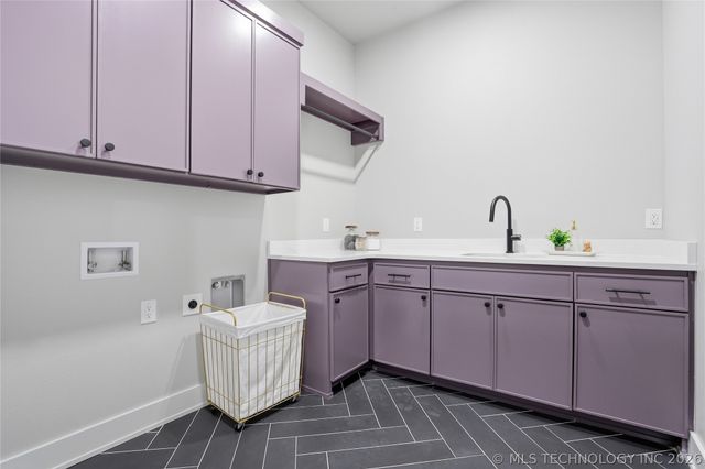 28334 E 71st Place, Broken Arrow, OK 74014