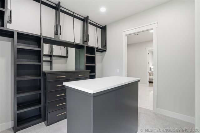 28334 E 71st Place, Broken Arrow, OK 74014