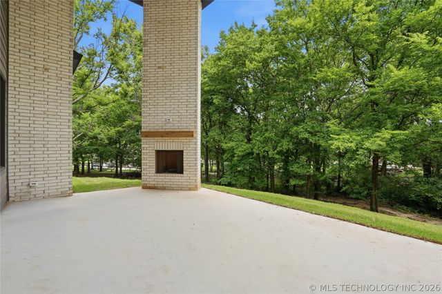28334 E 71st Place, Broken Arrow, OK 74014