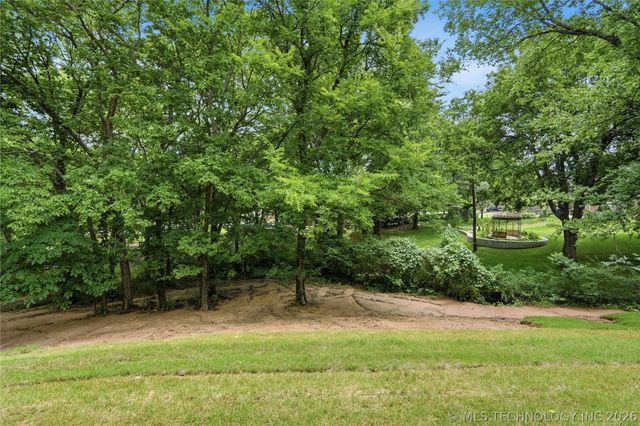 28334 E 71st Place, Broken Arrow, OK 74014