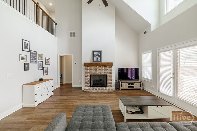 15 Richmond Drive, Statham, GA 30666