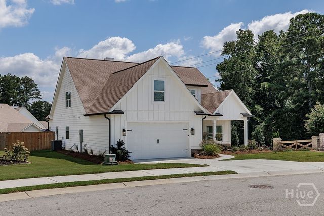 15 Richmond Drive, Statham, GA 30666