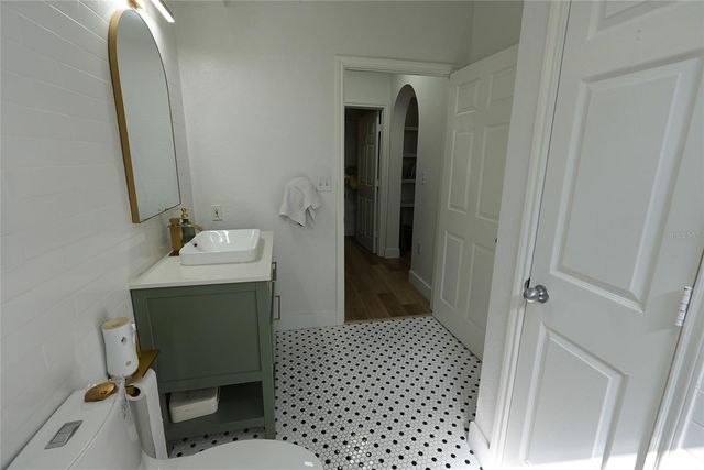 911 N ORANGE AVENUE 248, Orlando, FL 32801