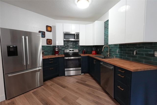 911 N ORANGE AVENUE 248, Orlando, FL 32801