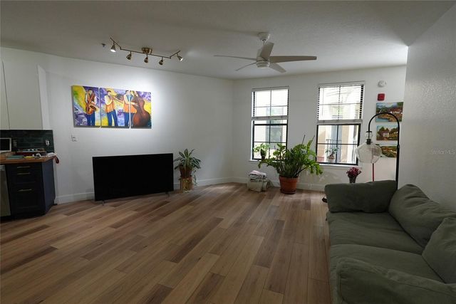 911 N ORANGE AVENUE 248, Orlando, FL 32801
